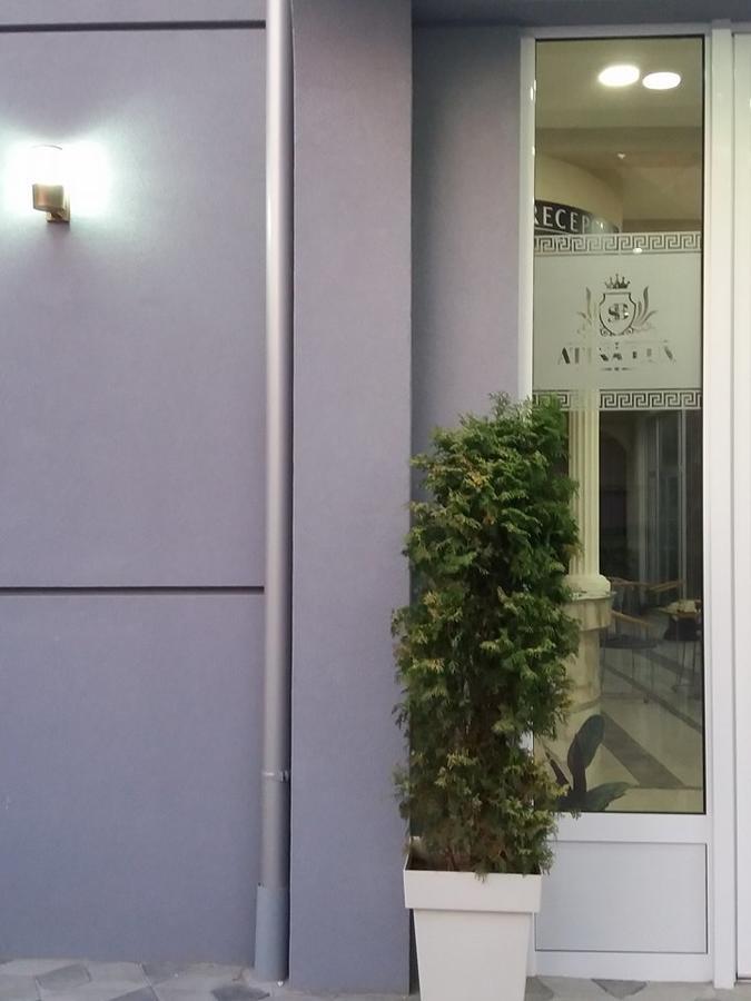 Atina Lux Hostel Leskovac  Dış mekan fotoğraf