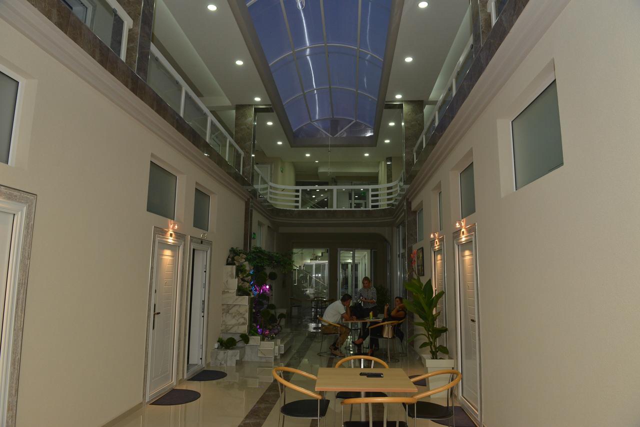 Atina Lux Hostel Leskovac  Dış mekan fotoğraf