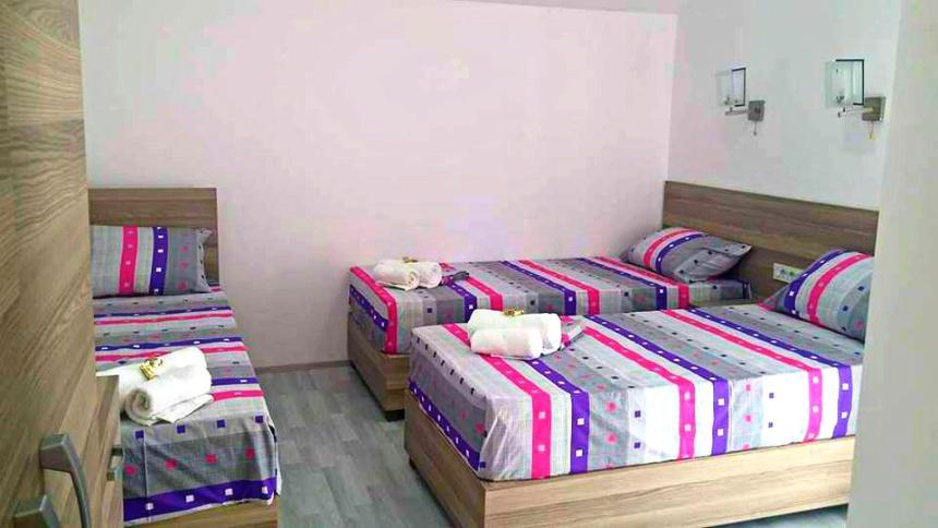 Atina Lux Hostel Leskovac  Dış mekan fotoğraf